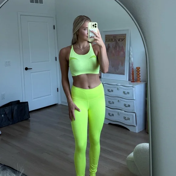 Lululemon Workout Set - Picture 2 of 3
